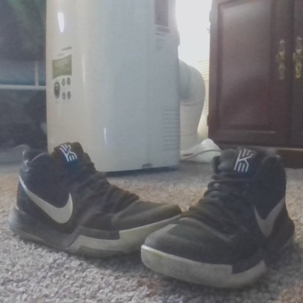 KYRIE 3